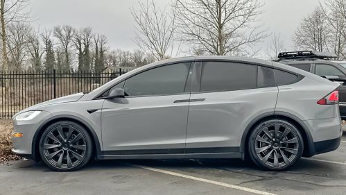 2022 Tesla Model X 7SAXCBE61NF331874