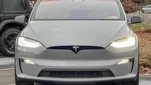 2022 Tesla Model X 7SAXCBE61NF331874