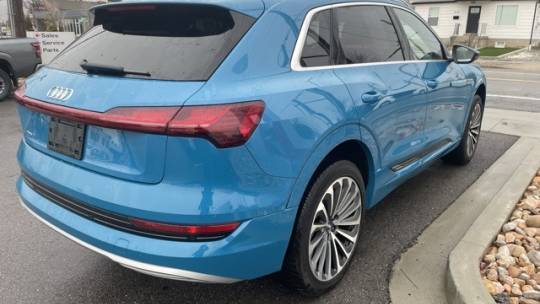 2019 Audi e-tron WA1VAAGE0KB007431