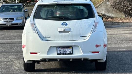 2017 Nissan LEAF 1N4BZ0CP5HC302228