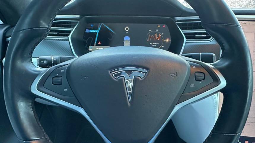 2017 Tesla Model S 5YJSA1E22HF180360