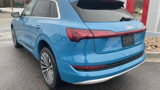 2019 Audi e-tron WA1VAAGE0KB007431