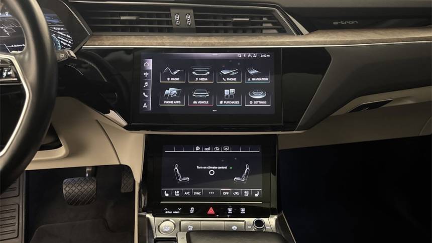 2019 Audi e-tron WA1LAAGE4KB010159