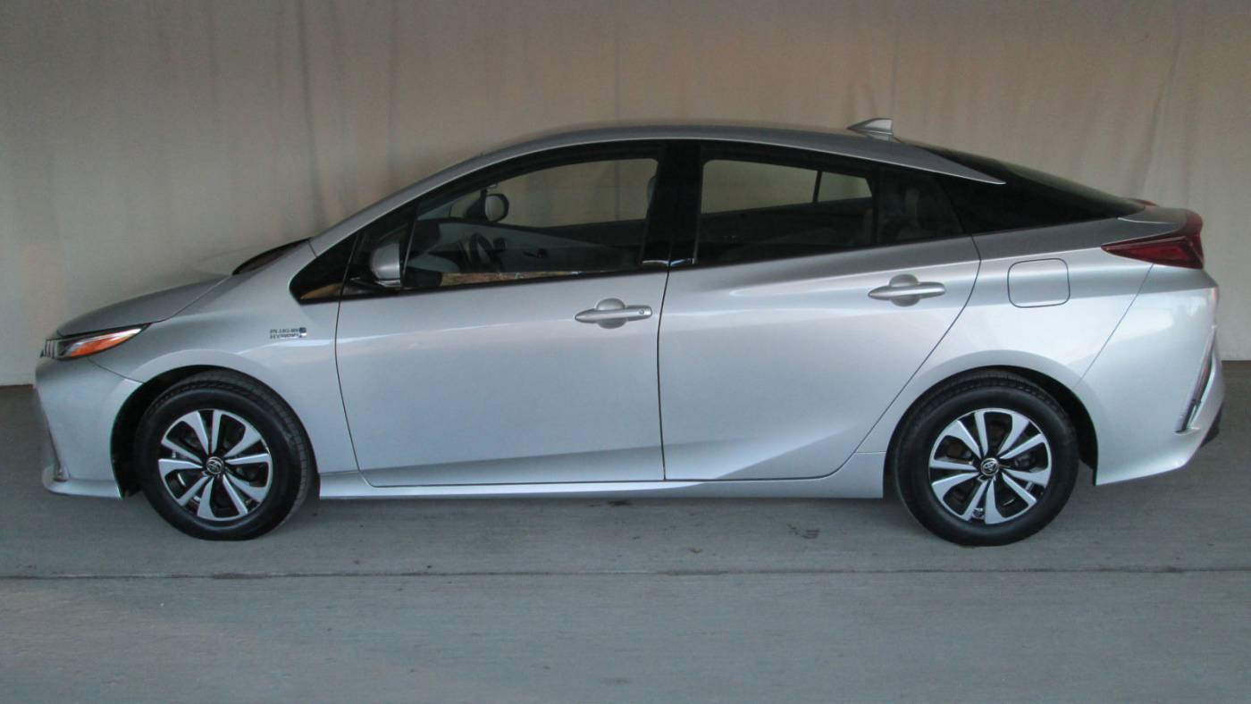 2017 Toyota Prius Prime JTDKARFP2H3002423