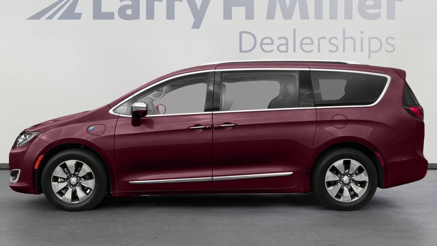 2020 Chrysler Pacifica 2C4RC1N71LR243983