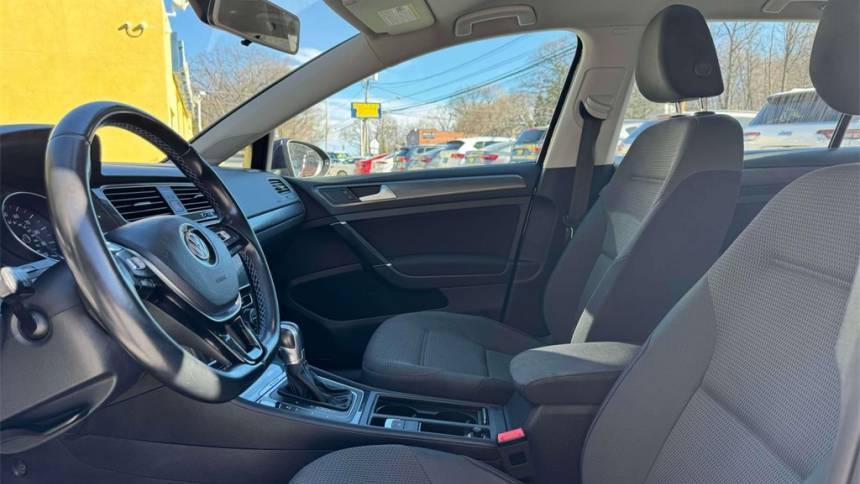 2019 Volkswagen e-Golf WVWKR7AU5KW903284