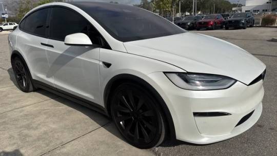 2022 Tesla Model X 7SAXCBE61NF332975