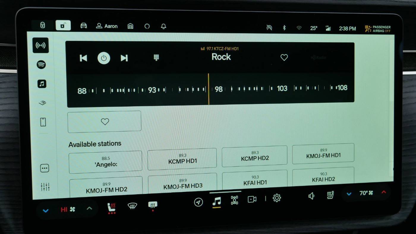 2023 Rivian R1S 7PDSGABA8PN009731