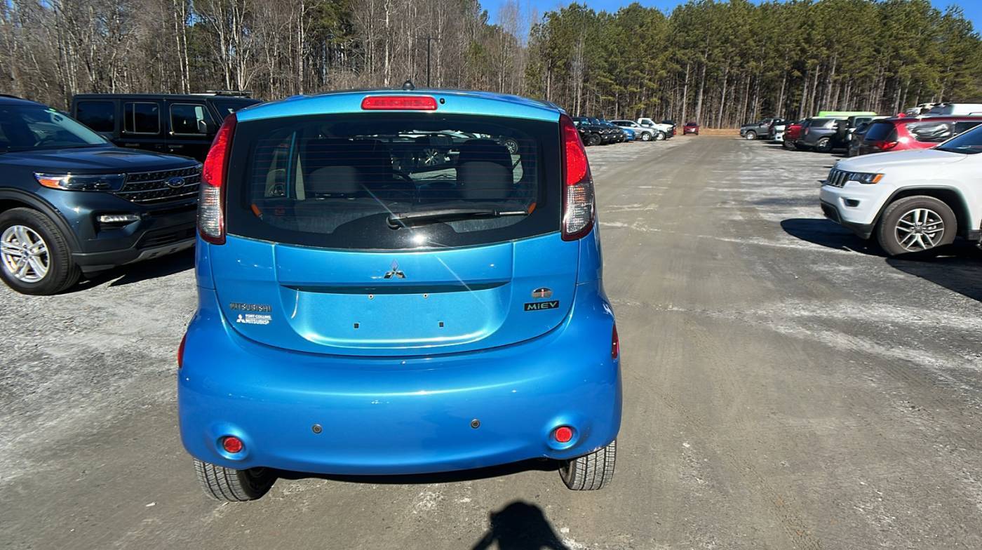 2014 Mitsubishi i-MiEV JA3215H42EU025121