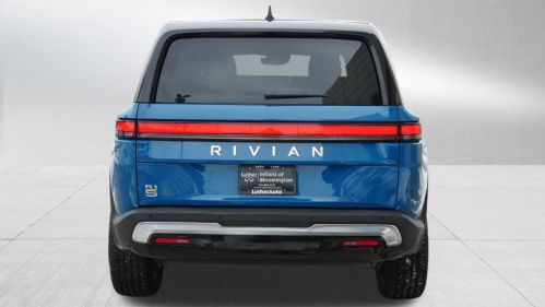 2023 Rivian R1S 7PDSGABA8PN009731