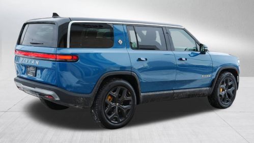 2023 Rivian R1S 7PDSGABA8PN009731