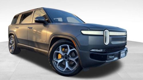 2023 Rivian R1S 7PDSGABL4PN006178