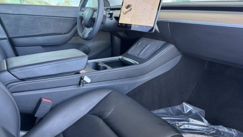 2021 Tesla Model Y 5YJYGDEEXMF190715