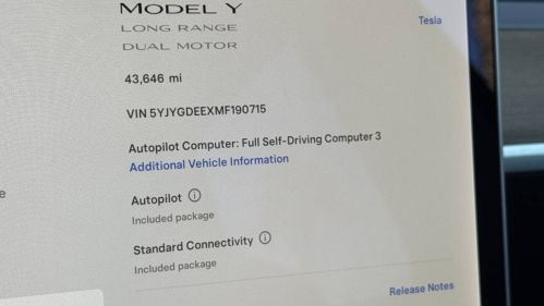 2021 Tesla Model Y 5YJYGDEEXMF190715