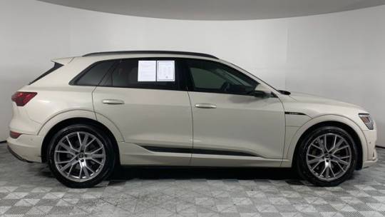 2021 Audi e-tron WA1VAAGE3MB014389