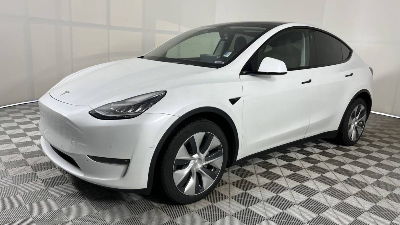 2021 Tesla Model Y 5YJYGDEE2MF117399