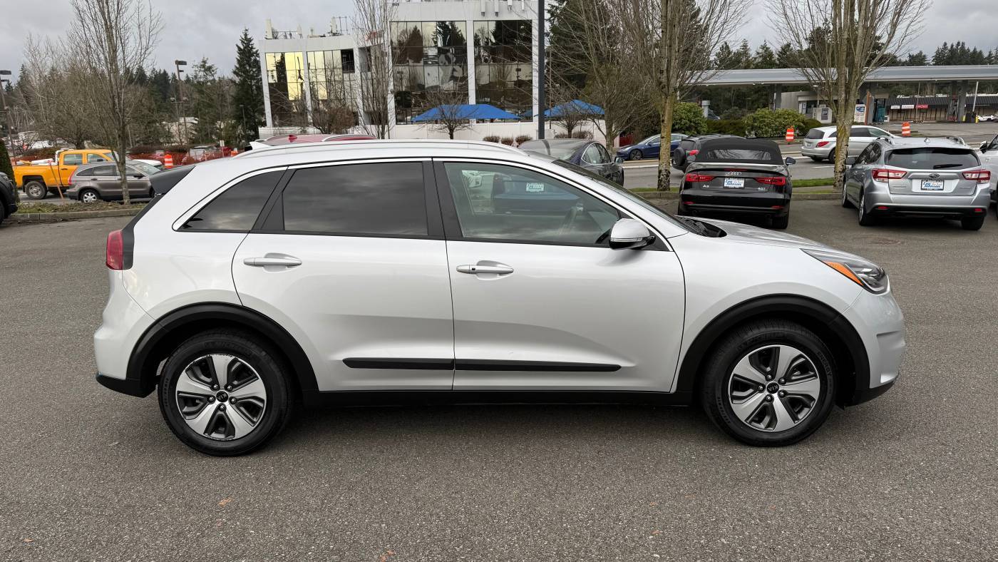 2018 Kia Niro KNDCC3LD5J5135449