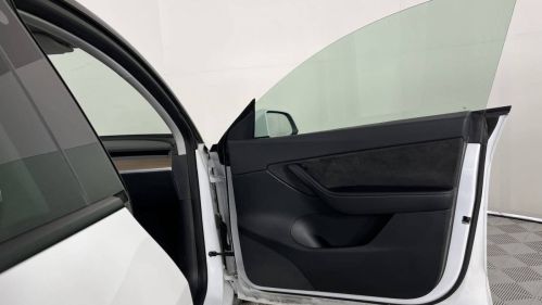 2021 Tesla Model Y 5YJYGDEE2MF117399