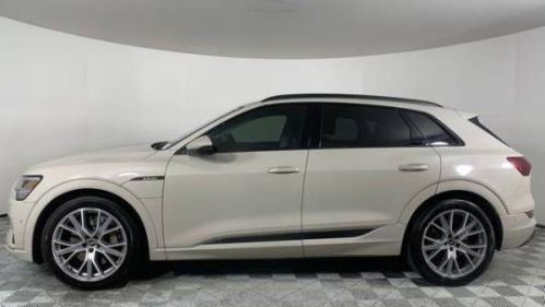 2021 Audi e-tron WA1VAAGE3MB014389