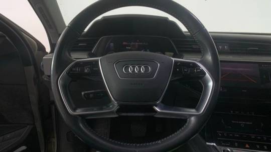 2021 Audi e-tron WA1VAAGE3MB014389