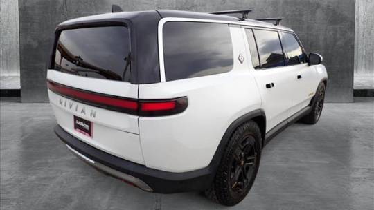 2022 Rivian R1S 7PDSGABL8NN000655