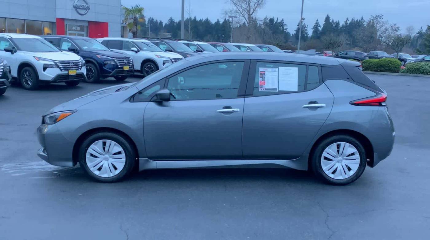 2023 Nissan LEAF 1N4AZ1BV4PC556268