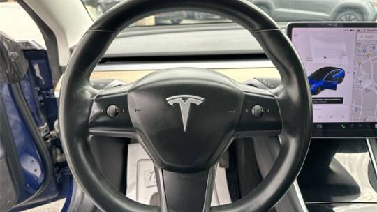 2018 Tesla Model 3 5YJ3E1EAXJF036433