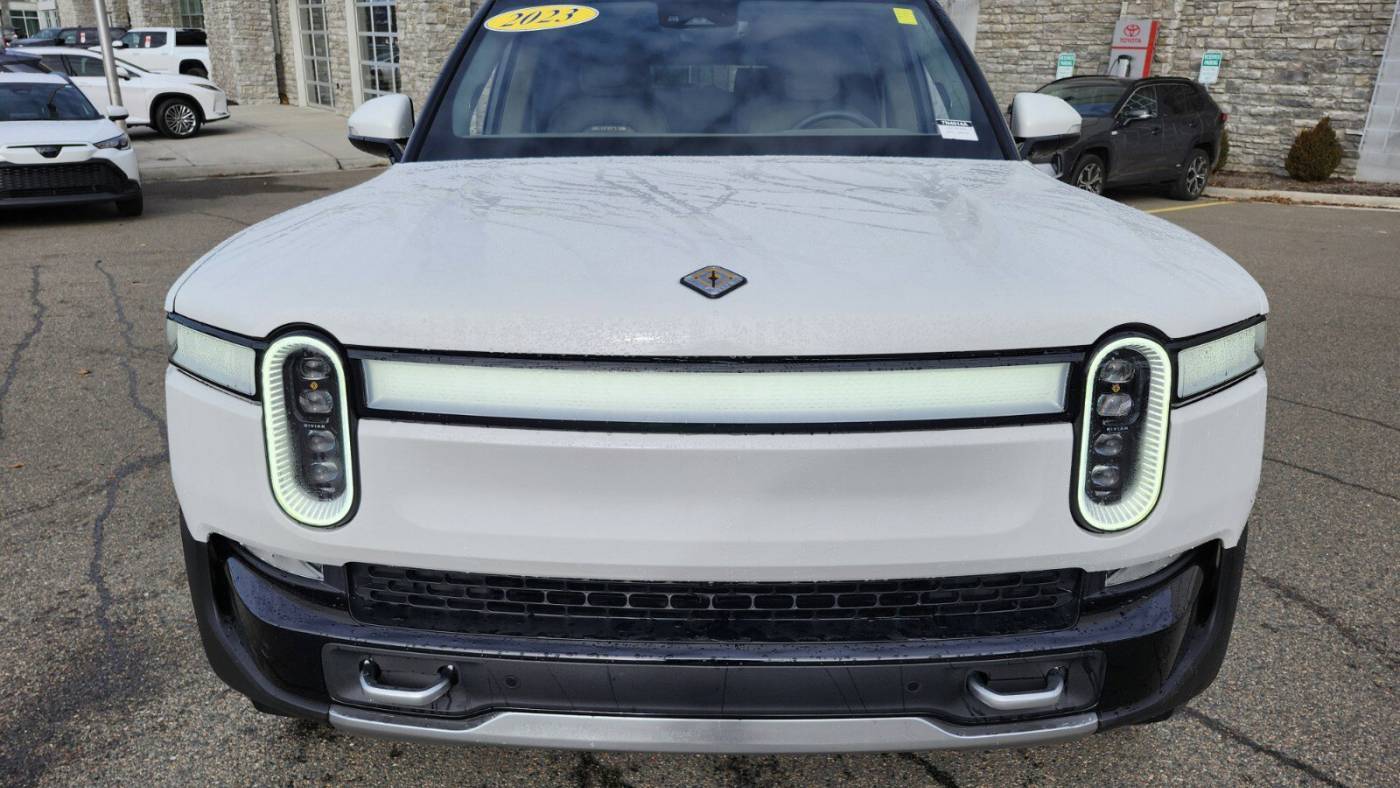 2023 Rivian R1S 7PDSGABA7PN027900