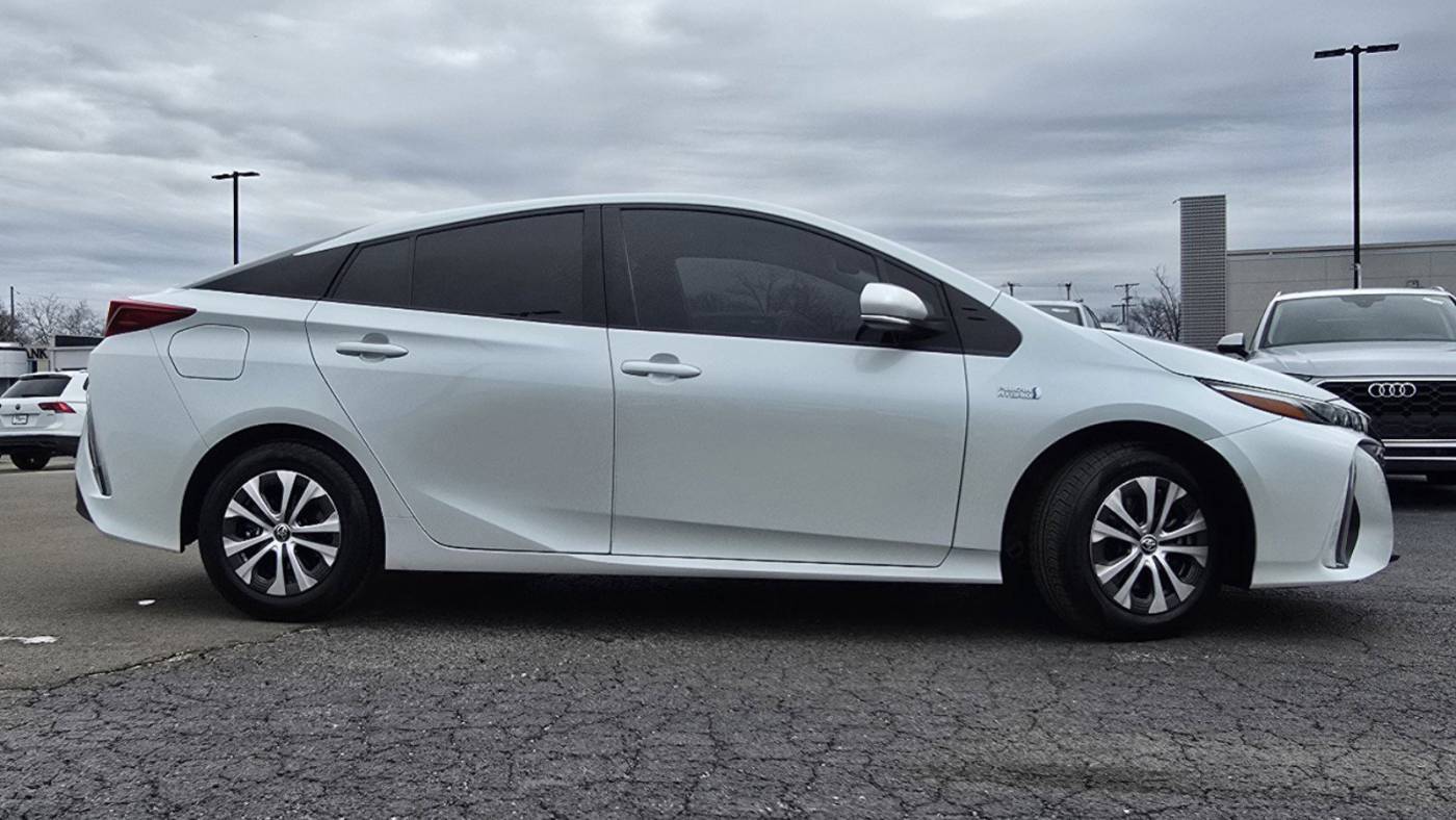 2022 Toyota Prius Prime JTDKAMFP7N3209548