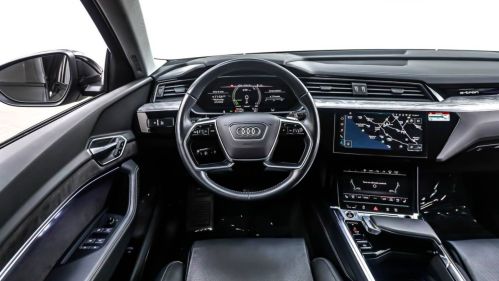 2021 Audi e-tron WA1VAAGE0MB021168