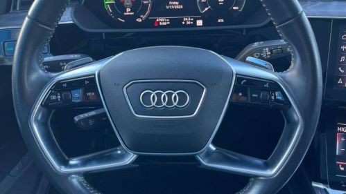 2019 Audi e-tron WA1VAAGE7KB007474