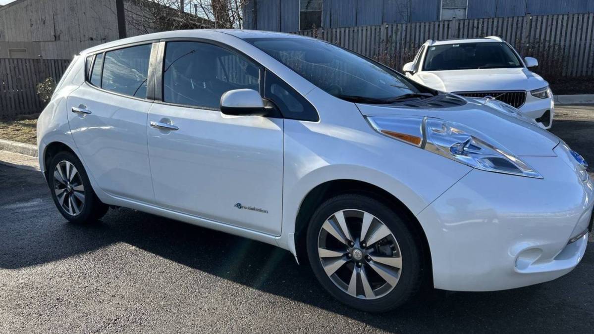 2015 Nissan LEAF 1N4AZ0CP5FC313805