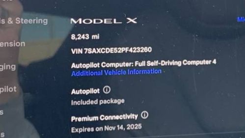 2023 Tesla Model X 7SAXCDE52PF423260