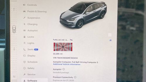 2022 Tesla Model X 7SAXCBE62NF350434