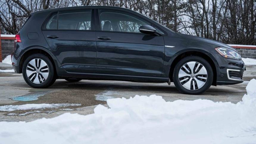 2019 Volkswagen e-Golf WVWPR7AU8KW905486