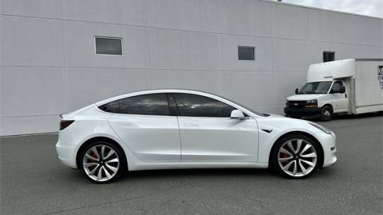 2018 Tesla Model 3 5YJ3E1EB8JF081492