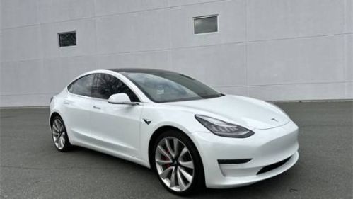 2018 Tesla Model 3 5YJ3E1EB8JF081492