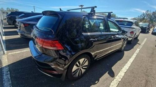 2019 Volkswagen e-Golf WVWKR7AU8KW911458