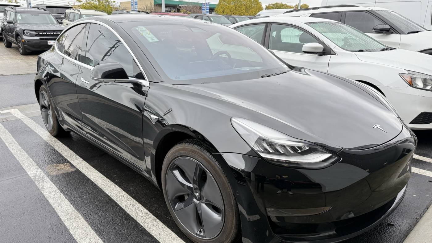 2018 Tesla Model 3 5YJ3E1EA0JF043293