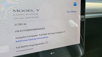 2021 Tesla Model Y 5YJYGDEE0MF084354