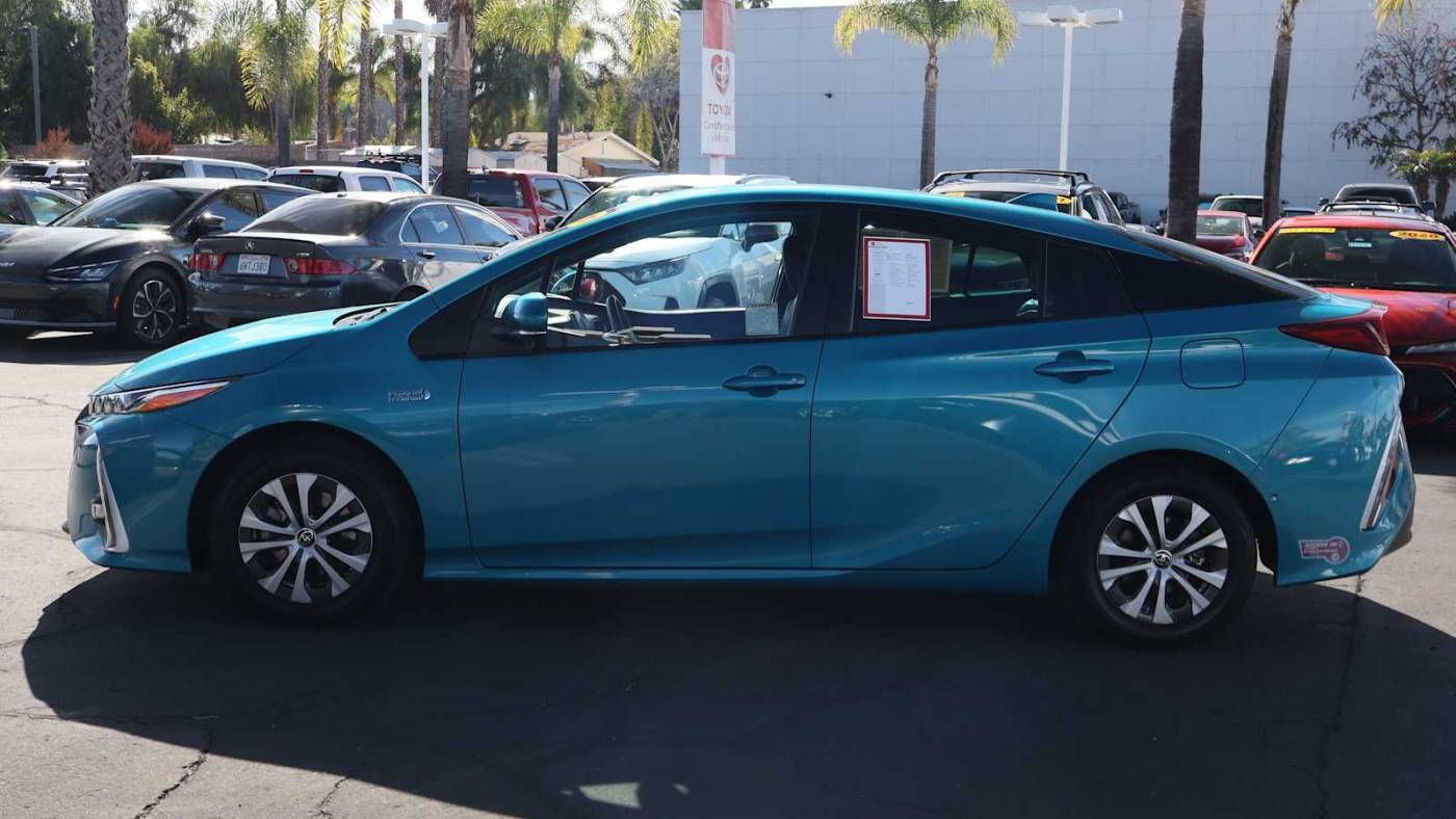 2021 Toyota Prius Prime JTDKAMFP6M3193762