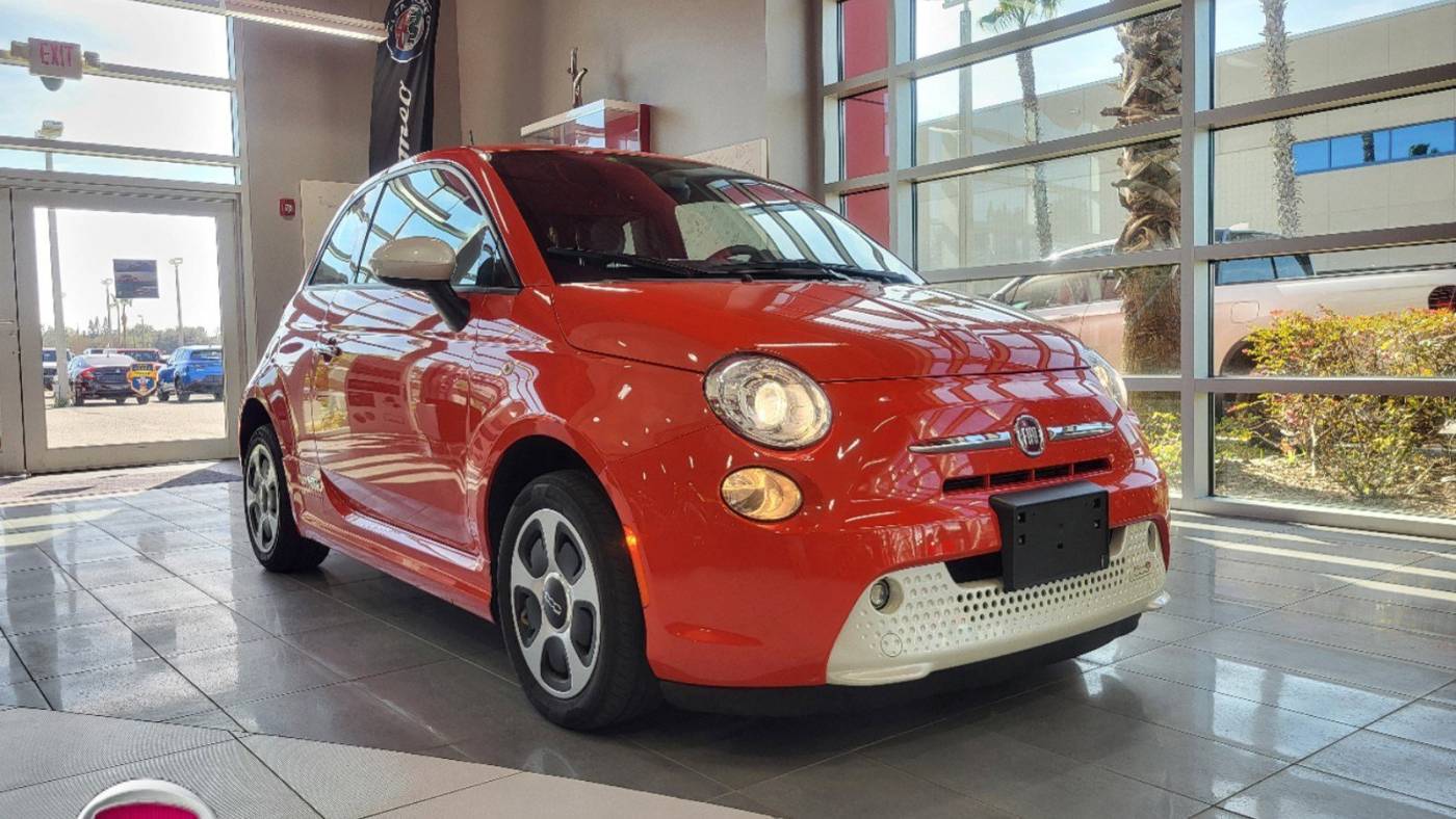 2018 Fiat 500e 3C3CFFGE8JT377507