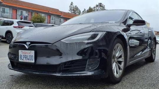 2016 Tesla Model S 5YJSA1E24GF142918