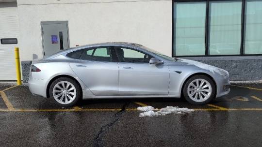 2018 Tesla Model S 5YJSA1E26JF243739