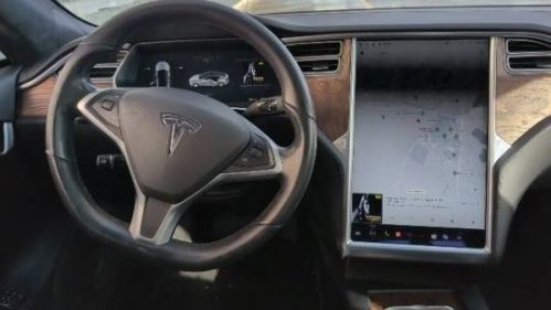 2018 Tesla Model S 5YJSA1E26JF243739