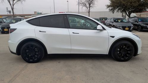 2021 Tesla Model Y 5YJYGDEE1MF092673