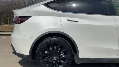 2021 Tesla Model Y 5YJYGDEE0MF159120