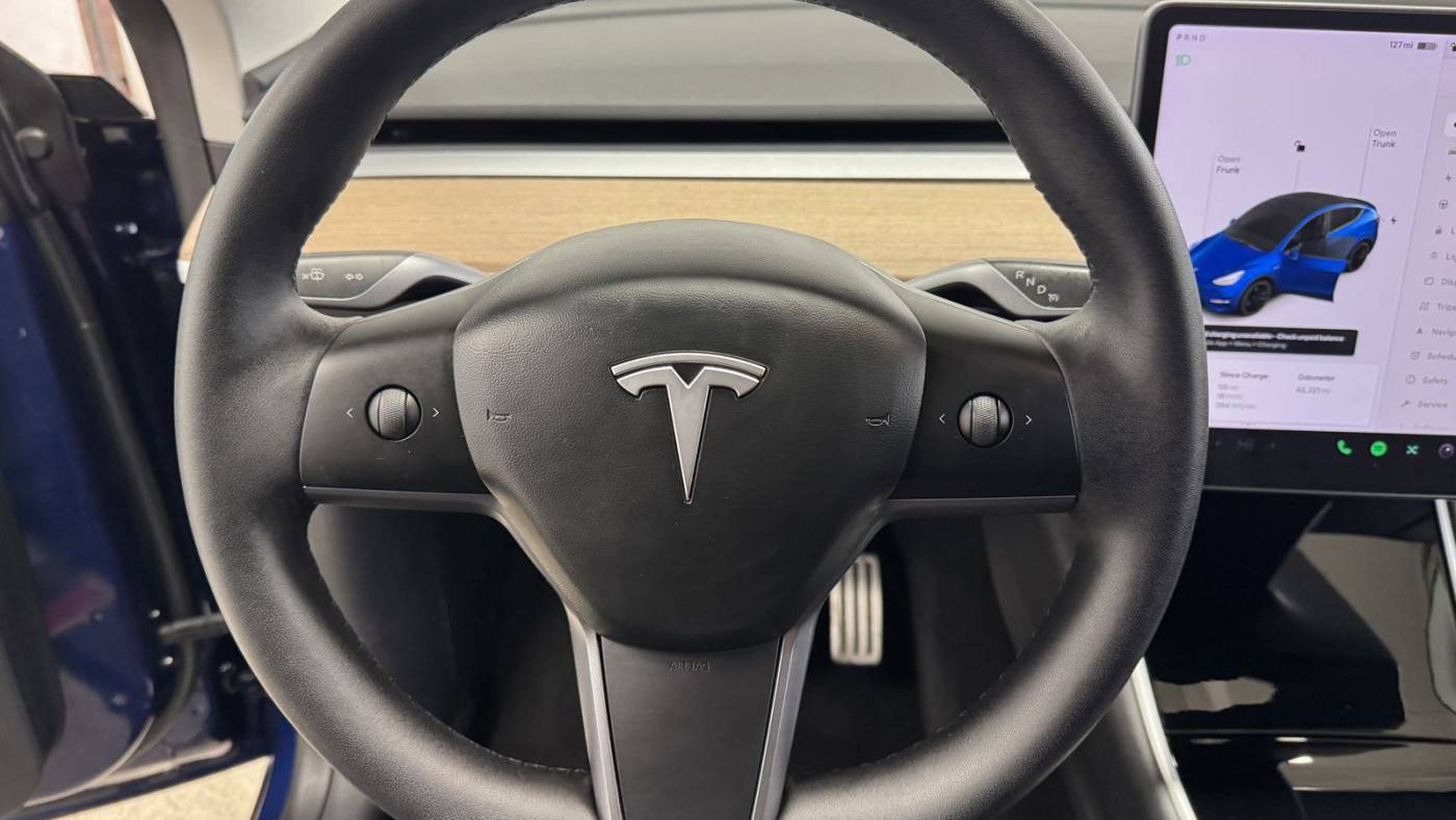 2020 Tesla Model Y 5YJYGDEF7LF001381