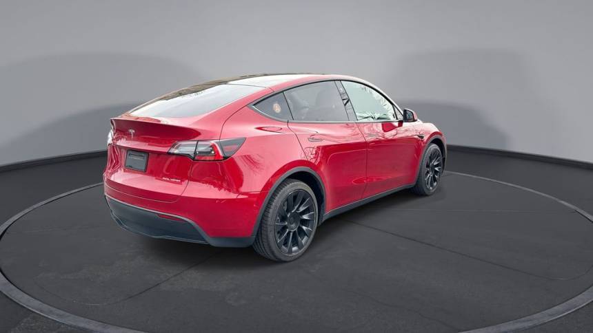 2021 Tesla Model Y 5YJYGDEE3MF108078