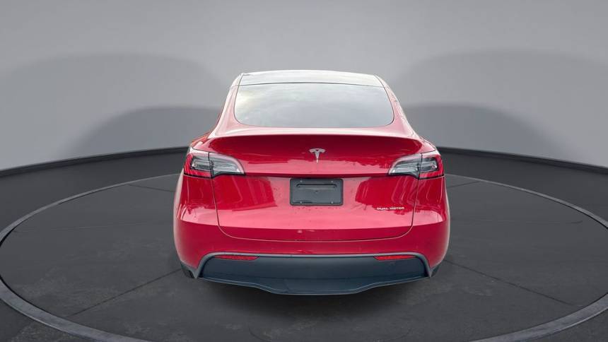 2021 Tesla Model Y 5YJYGDEE3MF108078